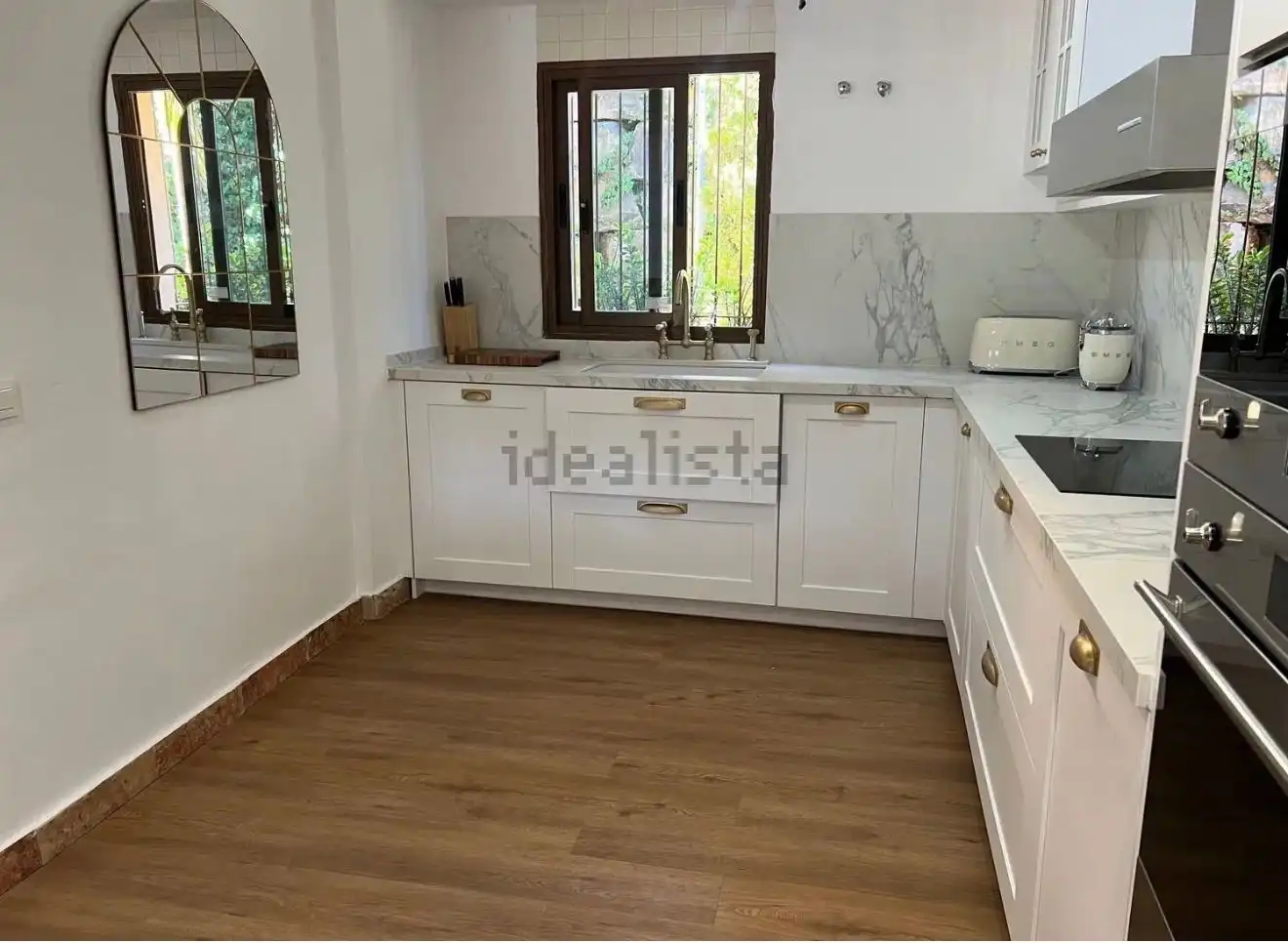 Detached homes for rent in Elviria