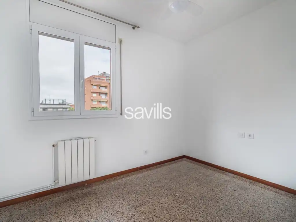 Bedroom of Apartments for sale in Barcelona