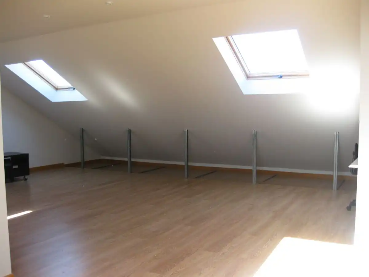 Piso de alquiler en Pozuelo del Rey con Calefacción y Piscina comunitaria