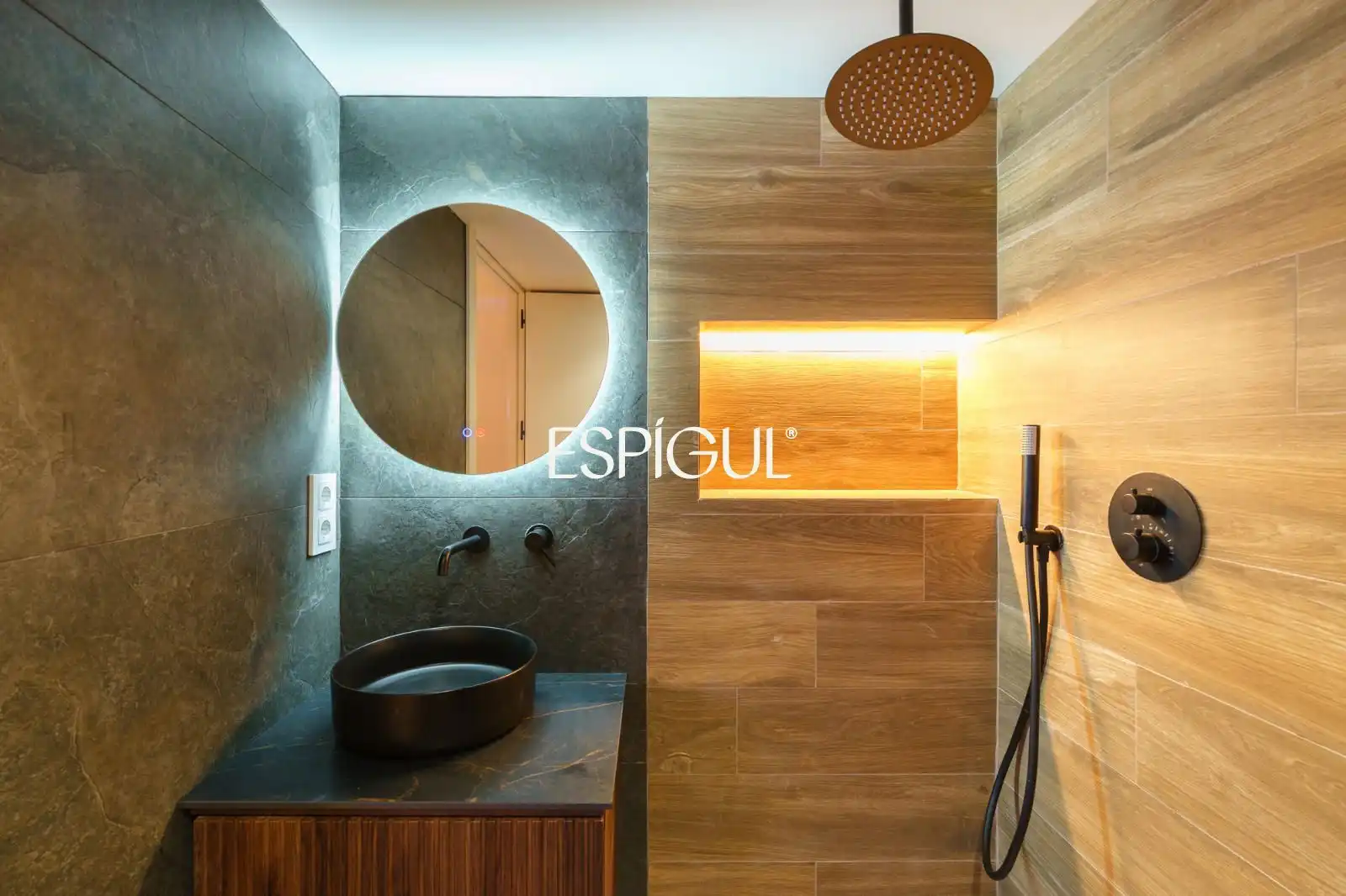 Baño de Casa adosada en venta en Calella con Aire acondicionado, Calefacción y Parquet