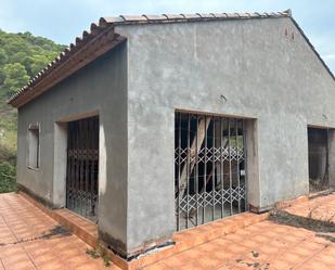 Vista exterior de Casa o xalet en venda en L'Estartit amb Terrassa i Balcó