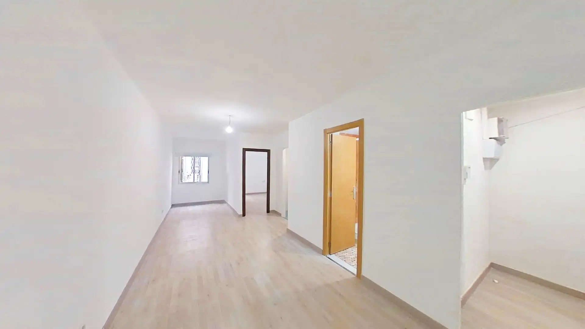 Flat for rent in Llefià