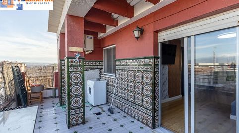 Foto 2 de Piso en venta en Avenida de Aragón, Atarfe, Granada