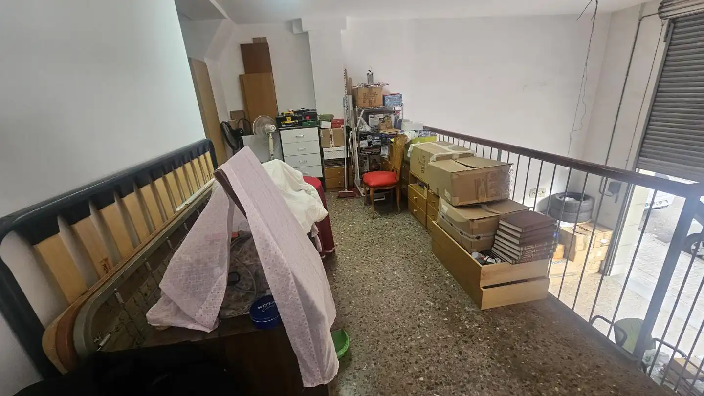 Gewerbefläche zum Verkauf in Carrer del Violinista Vellsola, imagen 9