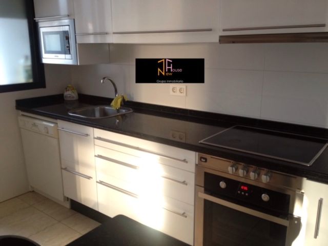 Cuina de Pis de lloguer en  Córdoba Capital amb Aire condicionat, Calefacció i Terrassa