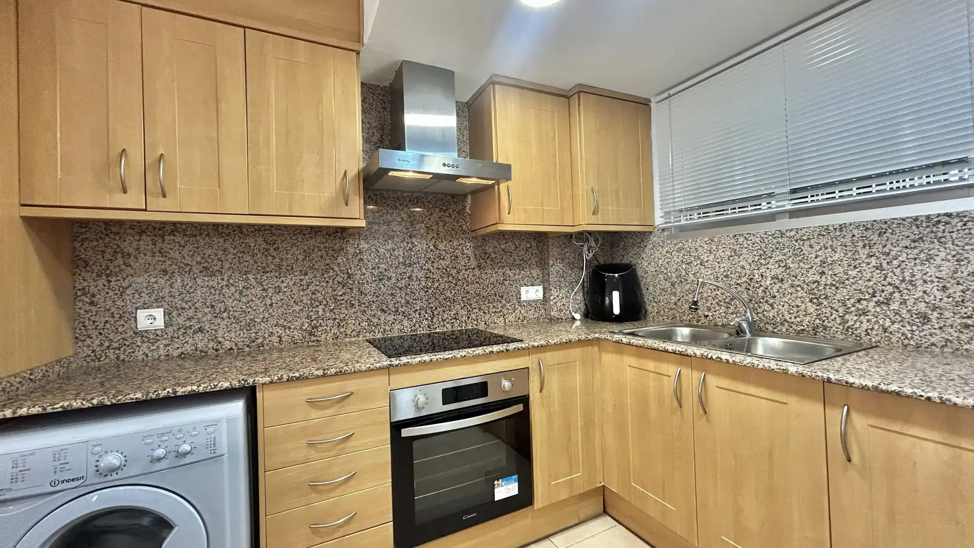 Kitchen of Apartments for rent in La Pobla de Farnals  with Air Conditioner, Parquet flooring and Terrace