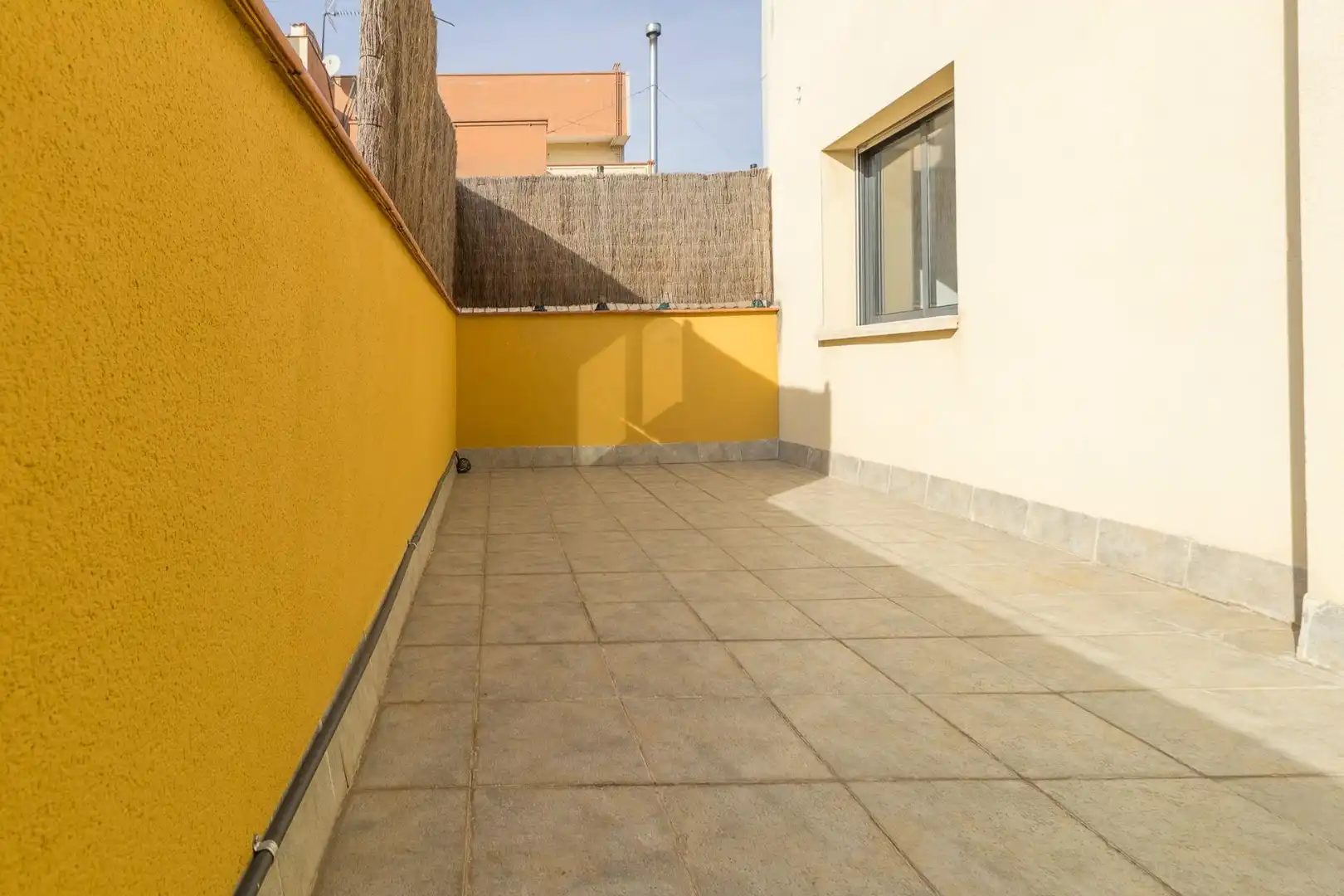 Terraza de Piso en venta en Viladecans con Terraza y Balcón