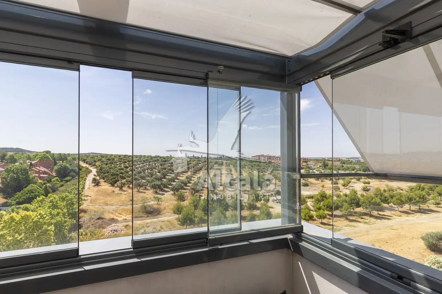 Terrassa de Àtic en venda en Rivas-Vaciamadrid amb Aire condicionat, Calefacció i Jardí privat