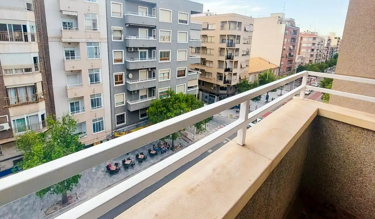 Pis de lloguer a D'Alacant, Ciutat Jardí - Torreta Verdí