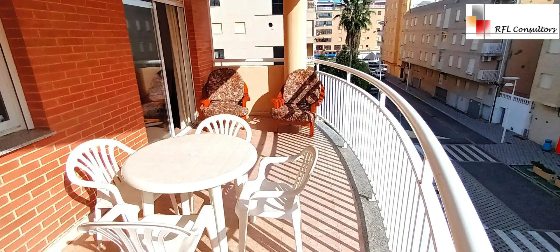 Terrasse von Wohnungen zur Miete in Torreblanca mit Klimaanlage, Privatgarten und Terrasse