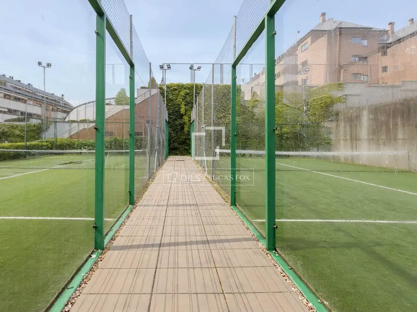 Terrassa de Pis de lloguer en Majadahonda amb Aire condicionat, Calefacció i Jardí privat