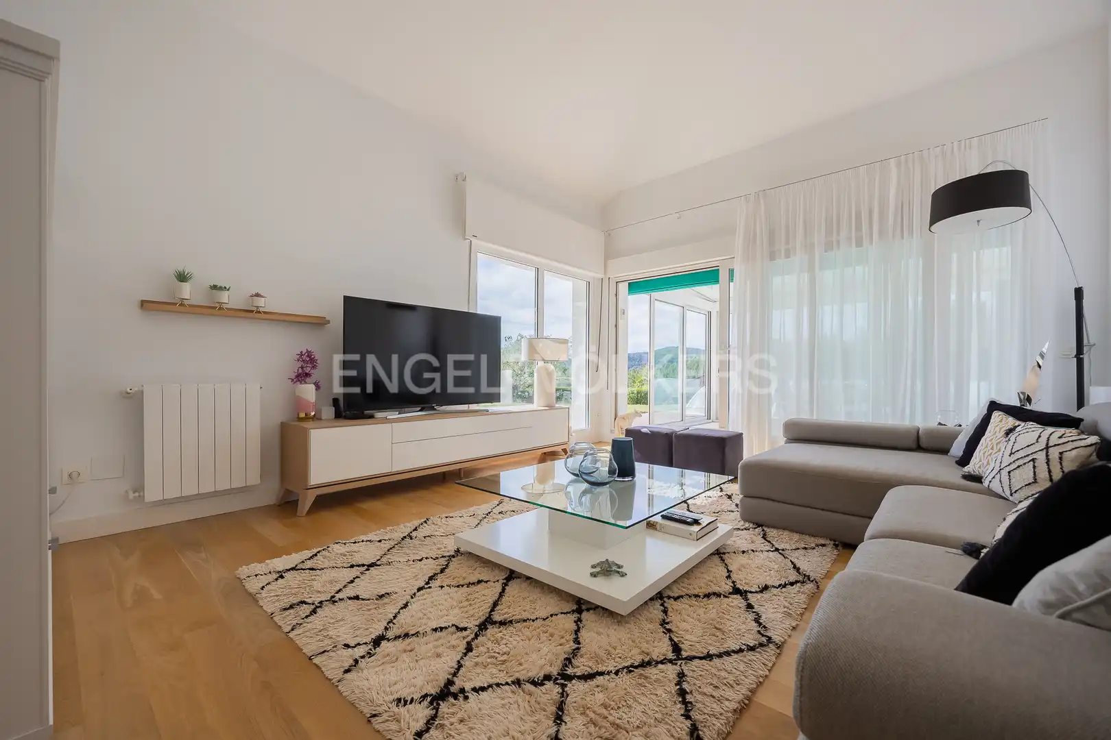 Sala de estar de Casa adosada en venta en Larrabetzu con Aire acondicionado, Calefacción y Jardín privado
