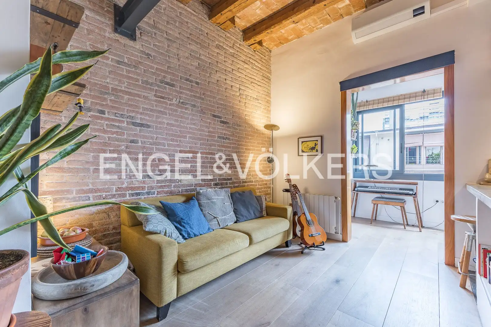 Sala de estar de Piso en venta en Barcelona con Aire acondicionado, Calefacción y Amueblado