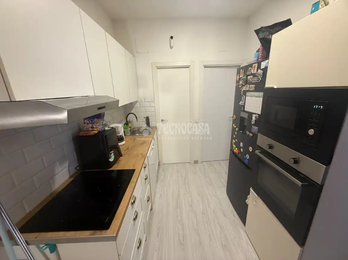 Küche von Wohnung zum Verkauf in Madrid