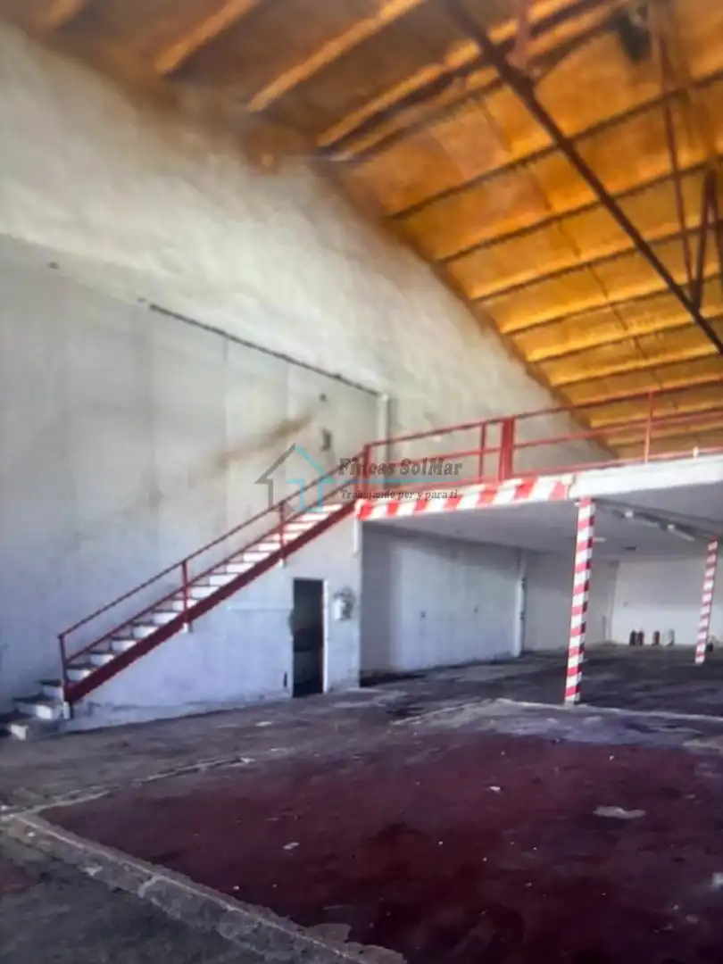 Nave industrial in vendita a Piscinas, imagen 3