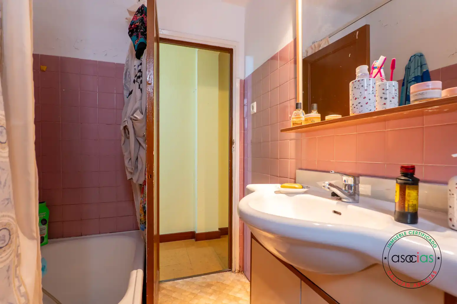 Baño de Piso en venta en Gijón  con Calefacción