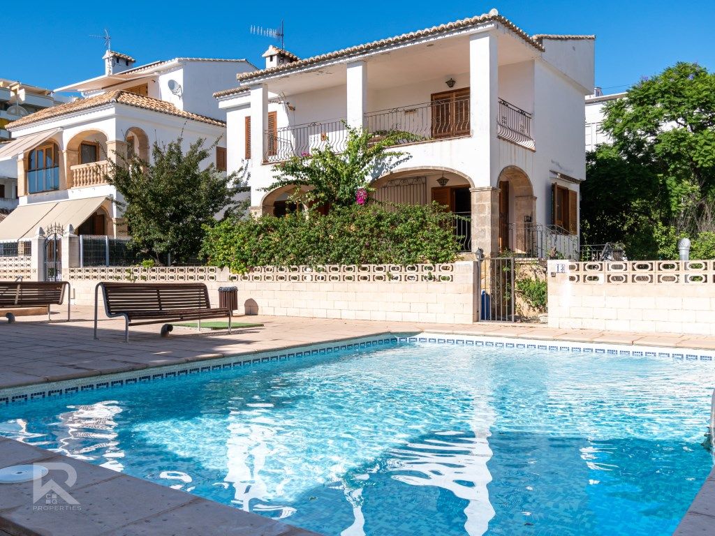 Piscina de Casa o xalet en venda en Gandia
