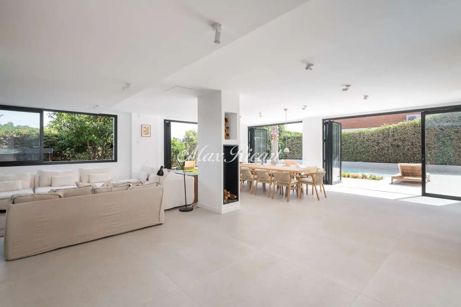 Living room of Houses for rent in Sant Just Desvern  with Air Conditioner, Heating and Terrace