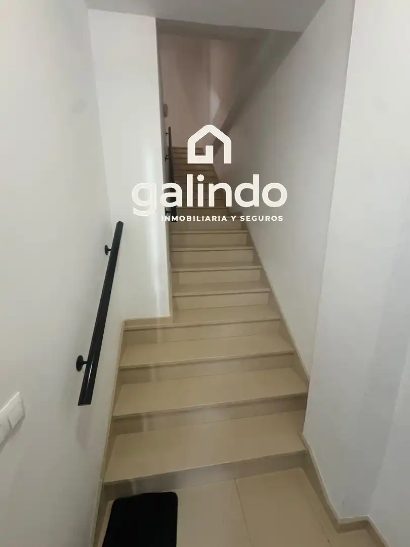 Flat for sale in Paradas