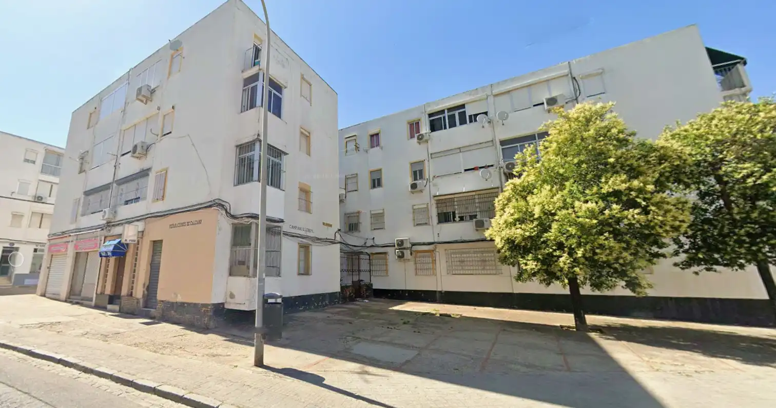 Piso en venta en LOS CAMPANILLEROS, imagen 2