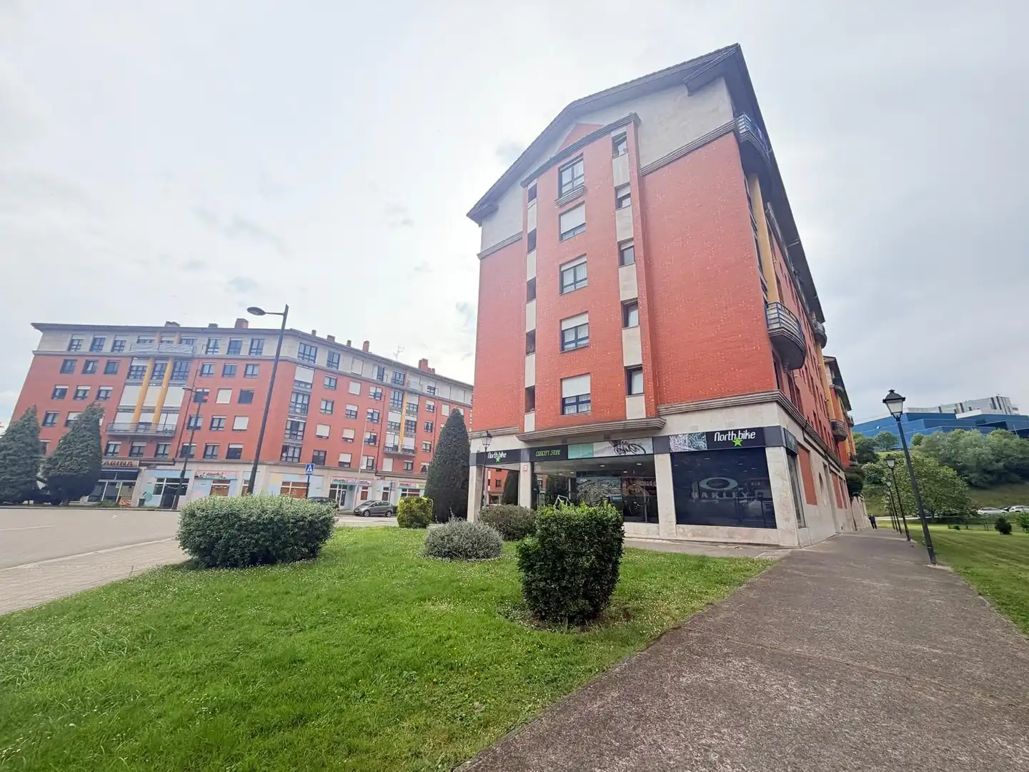Exterior view of Flat for rent in Oviedo   with Heating