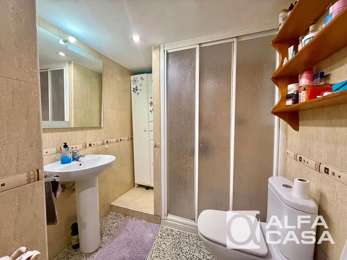 Badezimmer von Wohnung zum Verkauf in Lloret de Mar mit Heizung, Terrasse und Schwimmbad