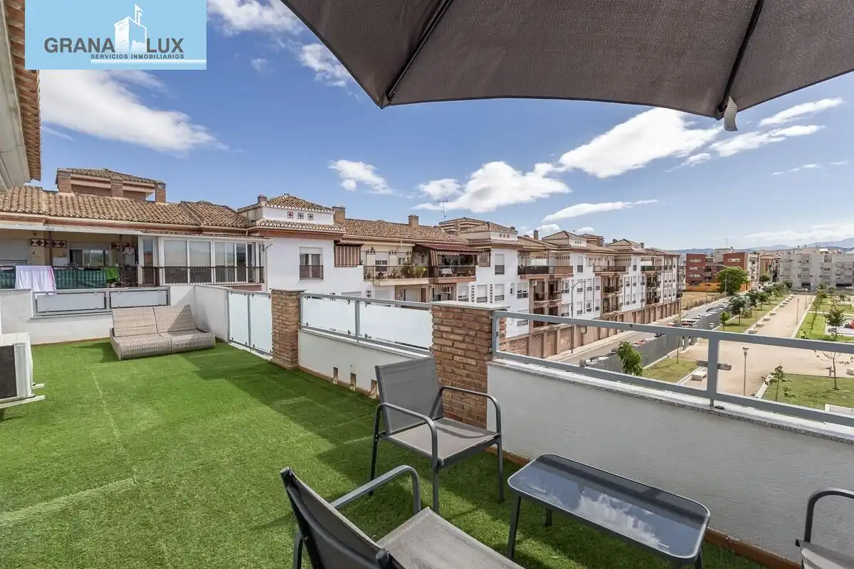 Attique avec ascenseur à vendre à Calle de Torrente Ballester