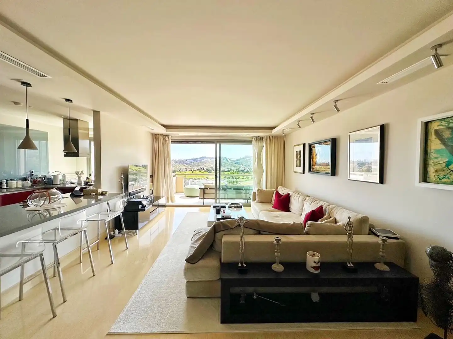 Living room of Attic for sale in Benahavís  with Air Conditioner, Terrace and Furnished