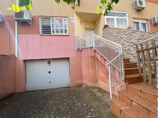 Exterior view of Single-family semi-detached for sale in Cáceres Capital  with Storage room