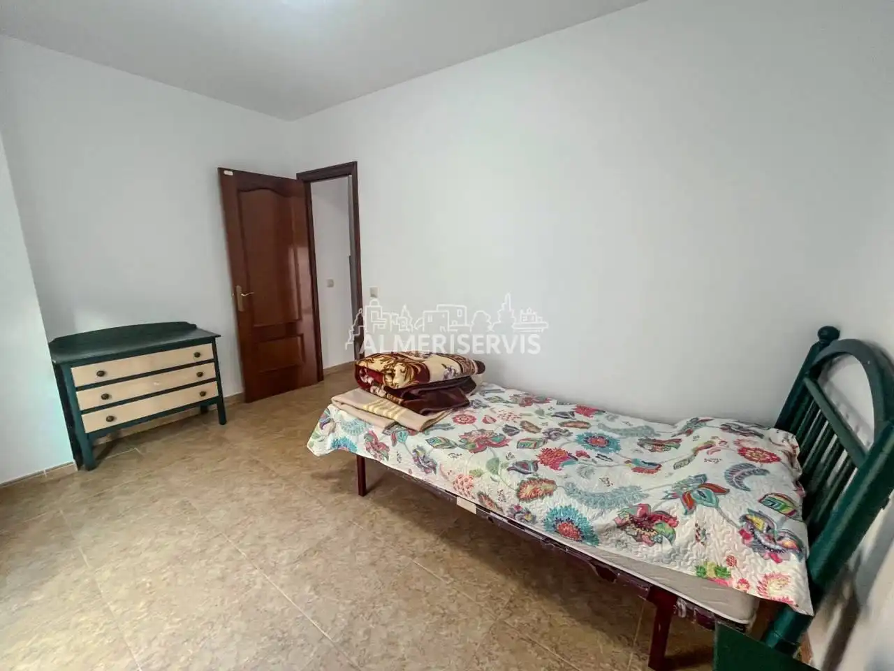 Dormitori de Casa o xalet en venda en Roquetas de Mar amb Aire condicionat i Moblat
