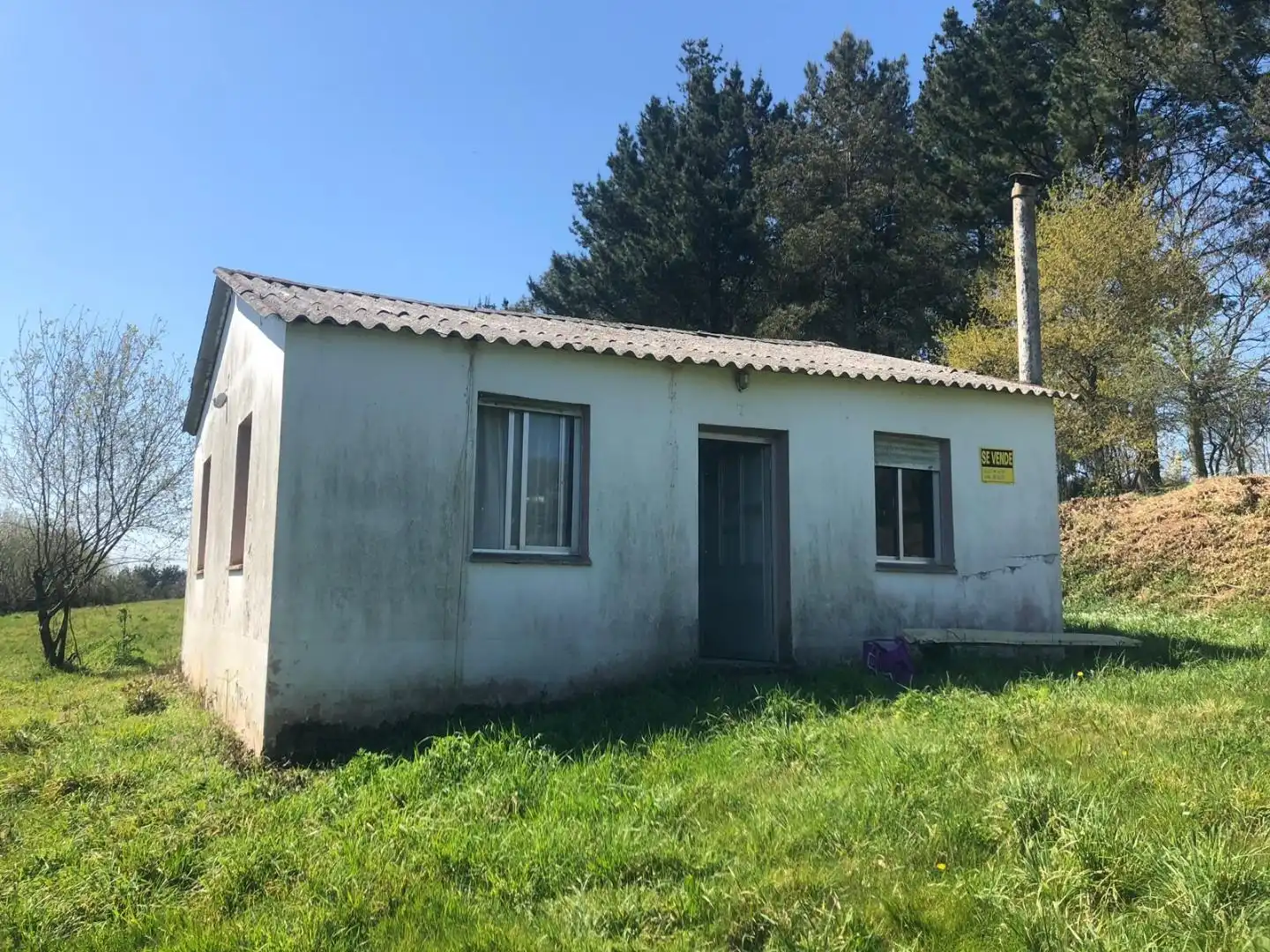 Vista exterior de Casa o xalet en venda en Vilasantar amb Jardí privat