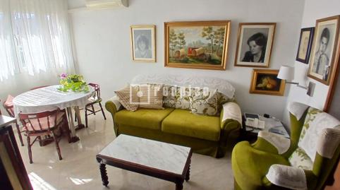 Foto 2 de Piso en venta en De Cebreros, Lucero,  Madrid Capital