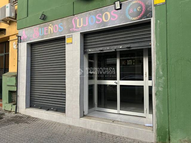 Local comercial en Alquiler en Pino Montano - Consolación