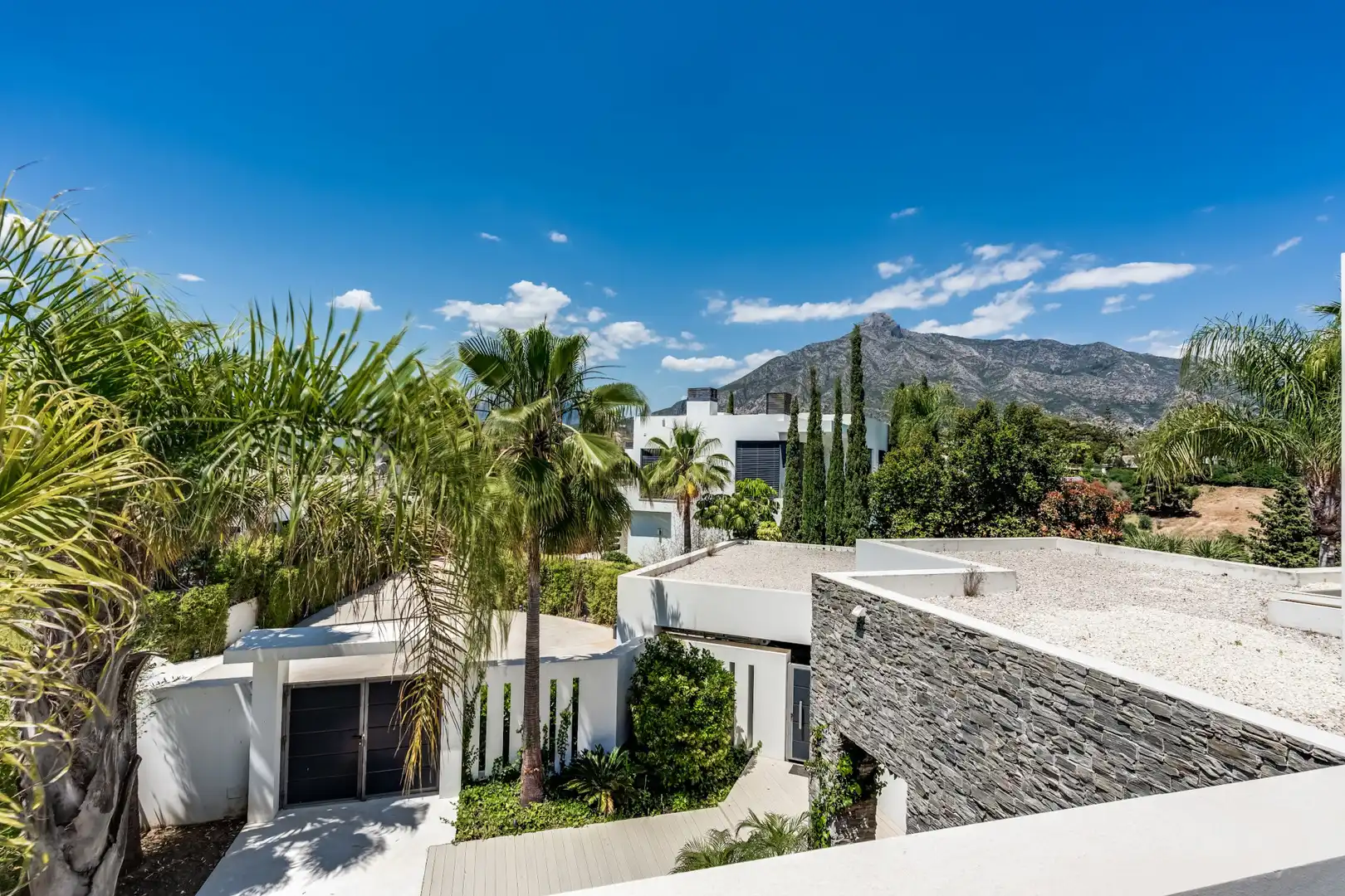 Exterior view of Houses for sale in Marbella  with Air Conditioner, Heating and Private garden