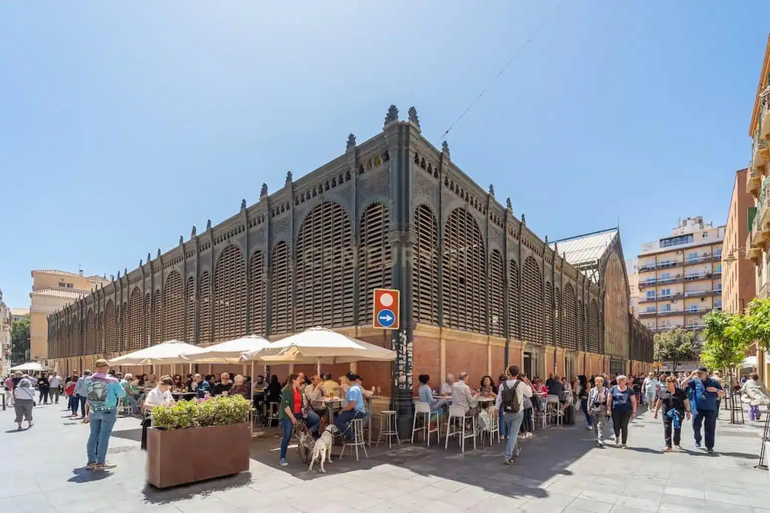 Vista exterior de Local en traspaso en Málaga con Aire acondicionado y Alarma