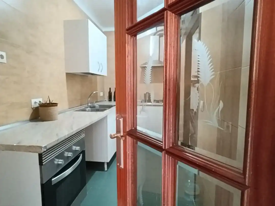 Flat with lift for sale in Carrer dels Ferrocarrils Catalans 81, imagen 4