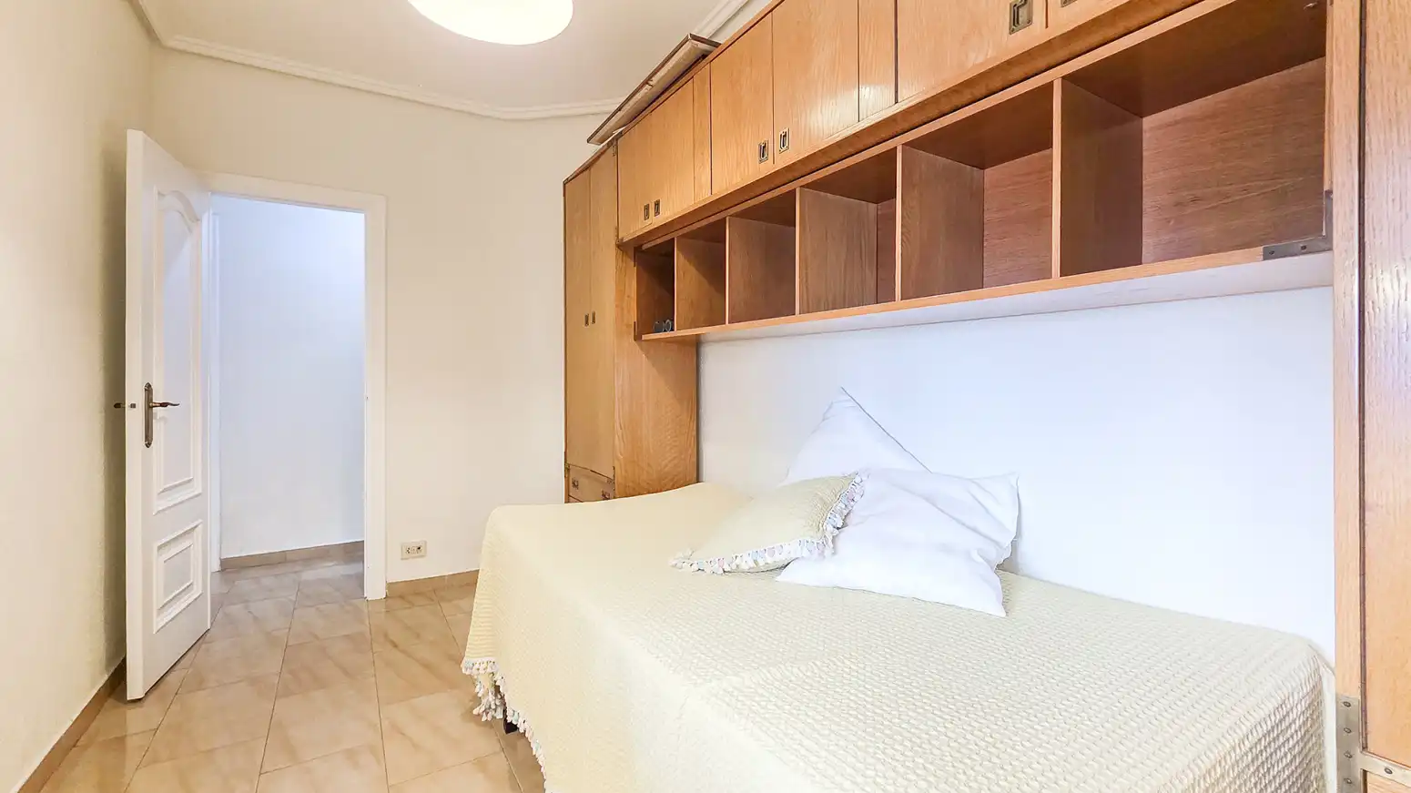 Piso con terraza en venta en Valencia - maestro sosa, imagen 8
