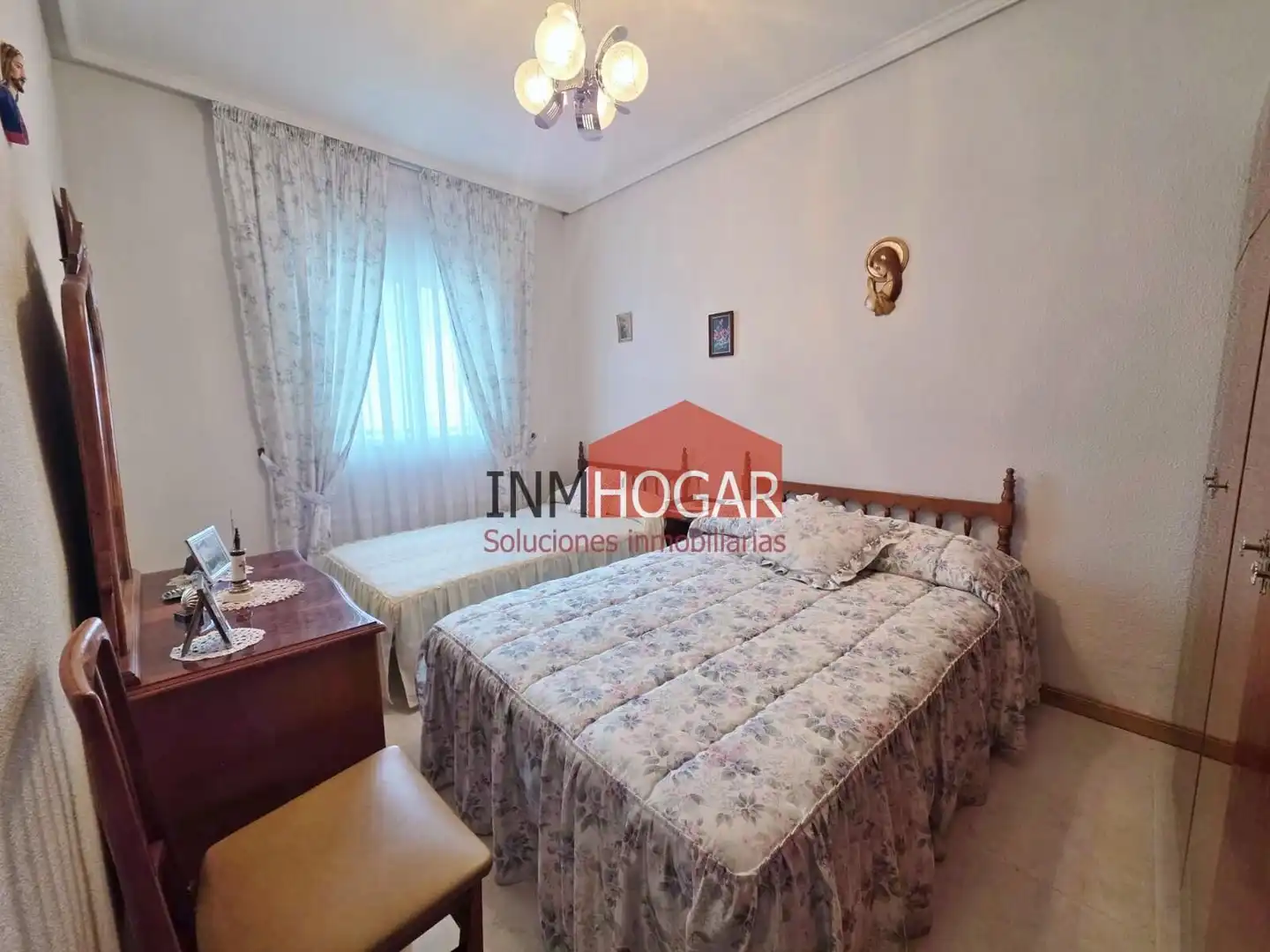 Dormitori de Casa o xalet en venda en Herradón de Pinares, Ávila