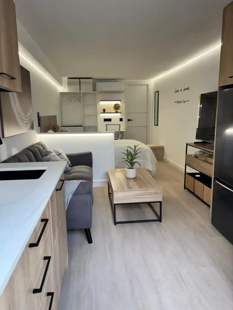 Bedroom of Flat for rent in Villaviciosa de Odón  with Air Conditioner, Heating and Furnished