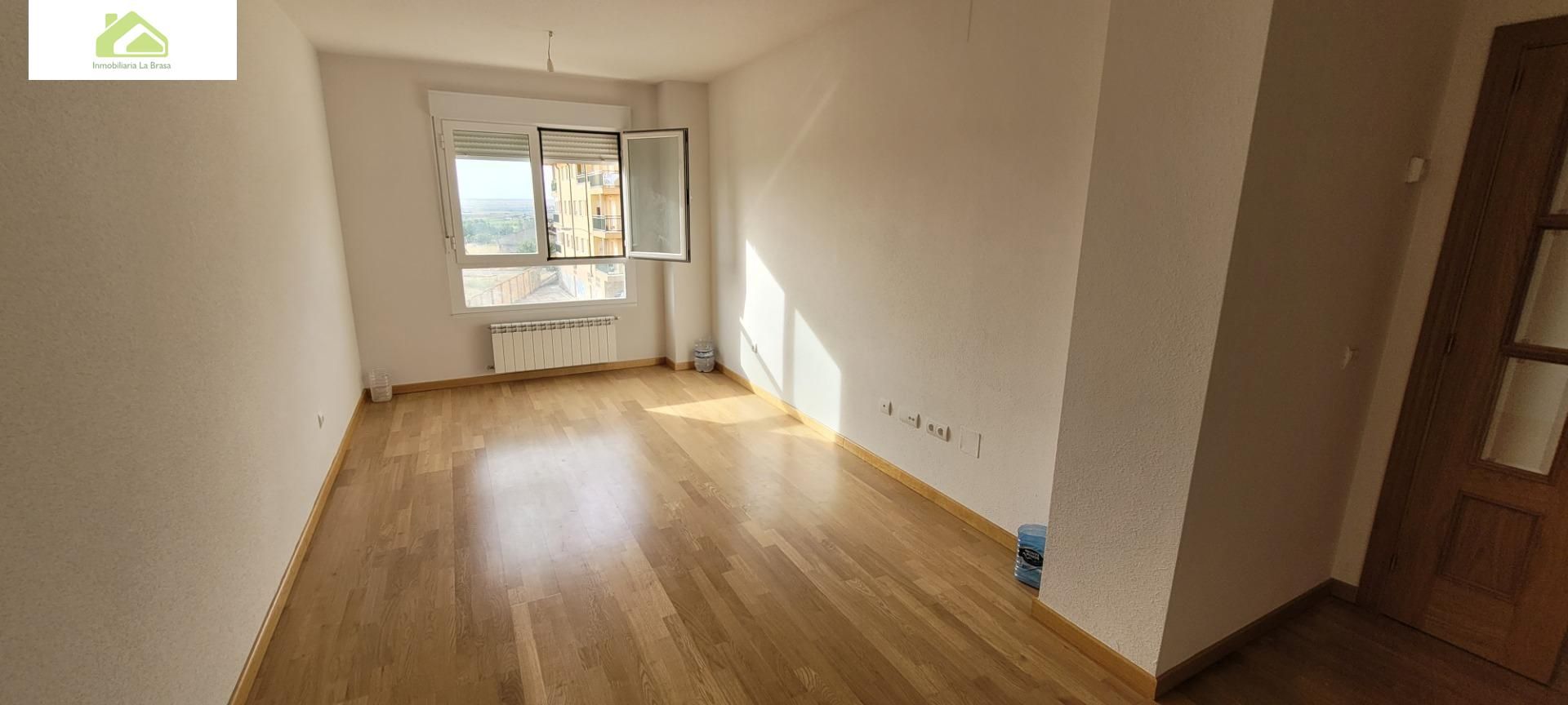 Bedroom of Flat for sale in Zamora Capital   with Heating and Terrace