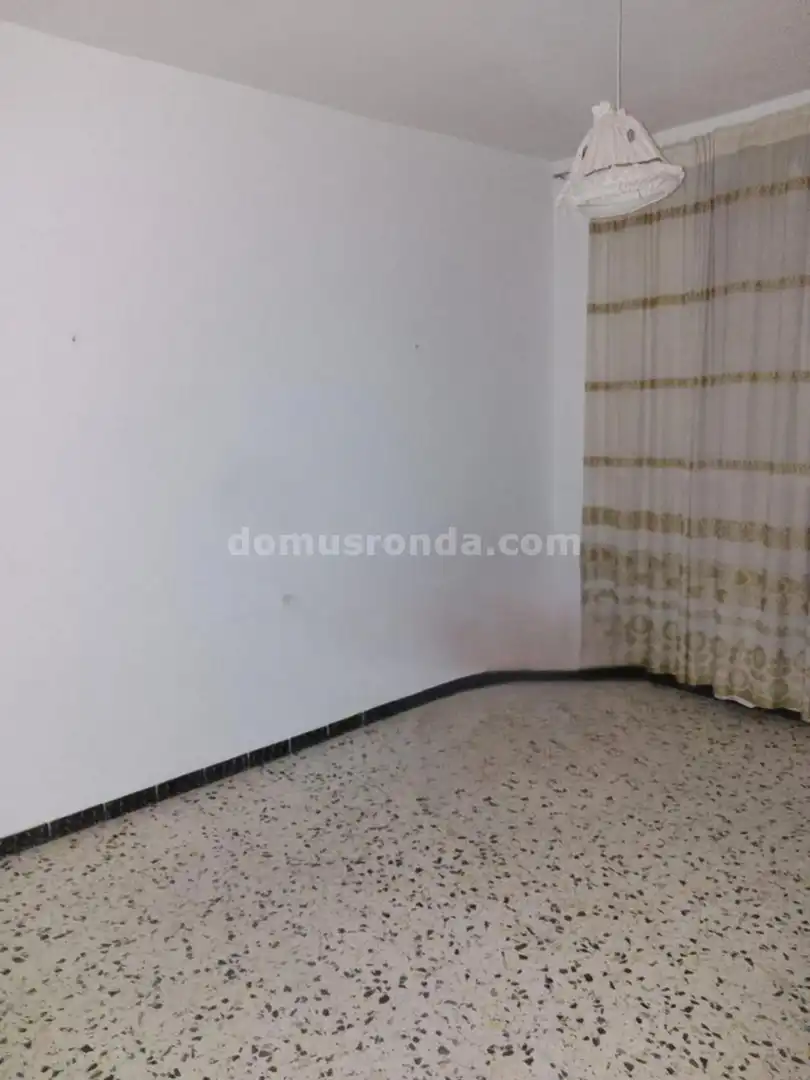 Dormitori de Casa o xalet en venda en Alcalá del Valle amb Terrassa i Traster