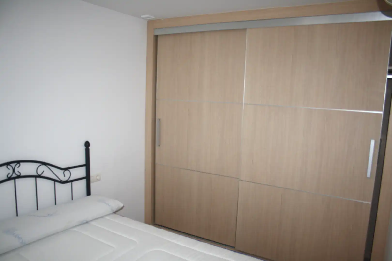 Dormitori de Pis en venda en Algeciras amb Aire condicionat