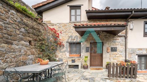 Foto 2 de Casa adosada en venta en El Fueyu, Aller, Asturias