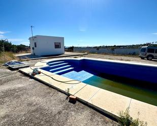 Swimming pool of Land for sale in Estepona