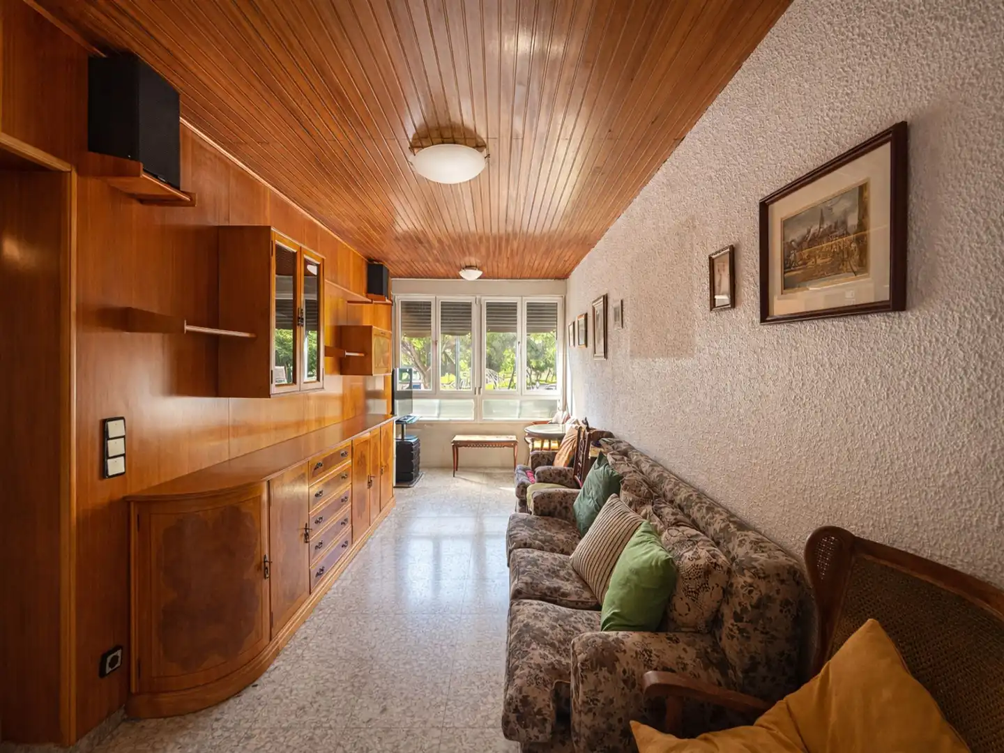 Living room of Flat for sale in Zaragoza  with Heating