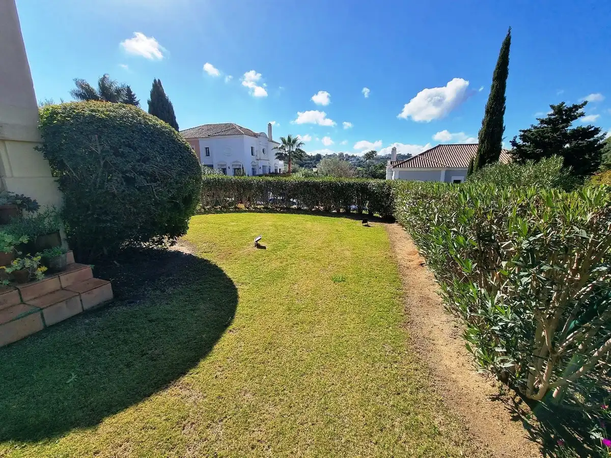 Doppelhaushälfte mit Pool zum Verkauf in Sotogrande Costa, imagen 12