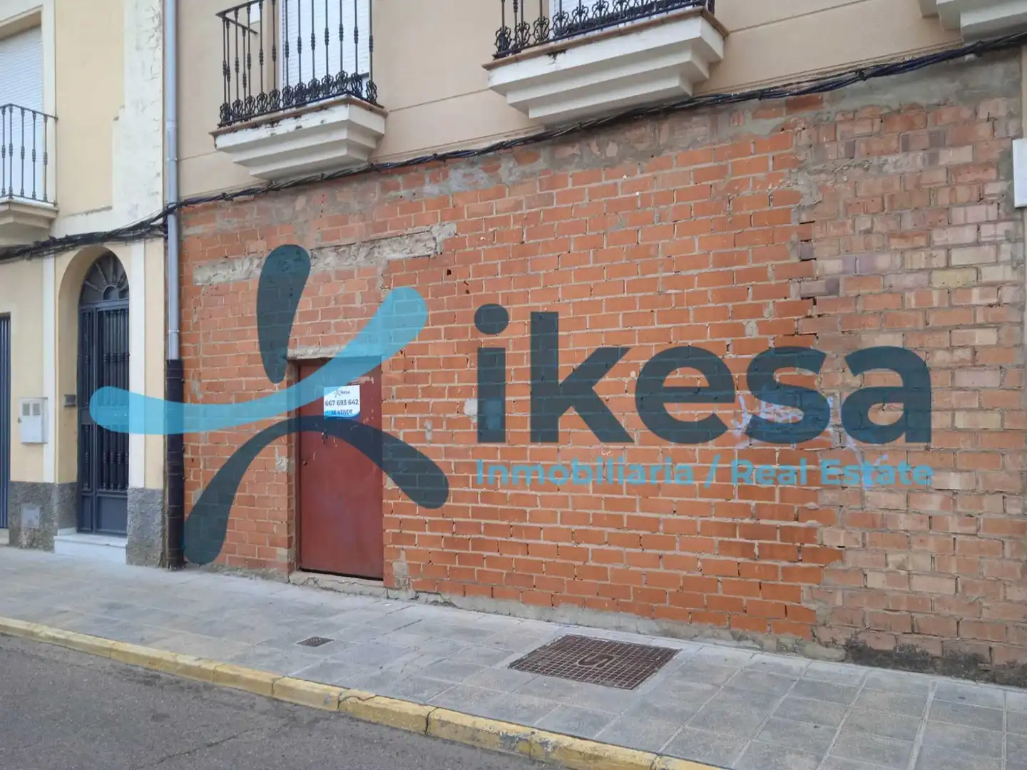 Local comercial en venda a Montijo