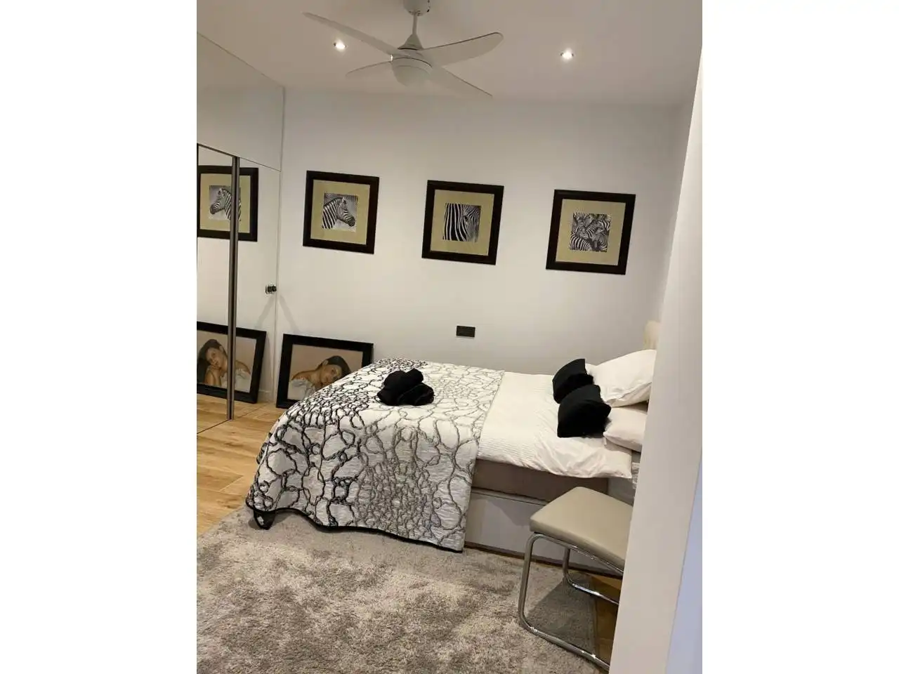 Habitación de Casa o chalet en venta en Estepona con Calefacción, Jardín privado y Terraza