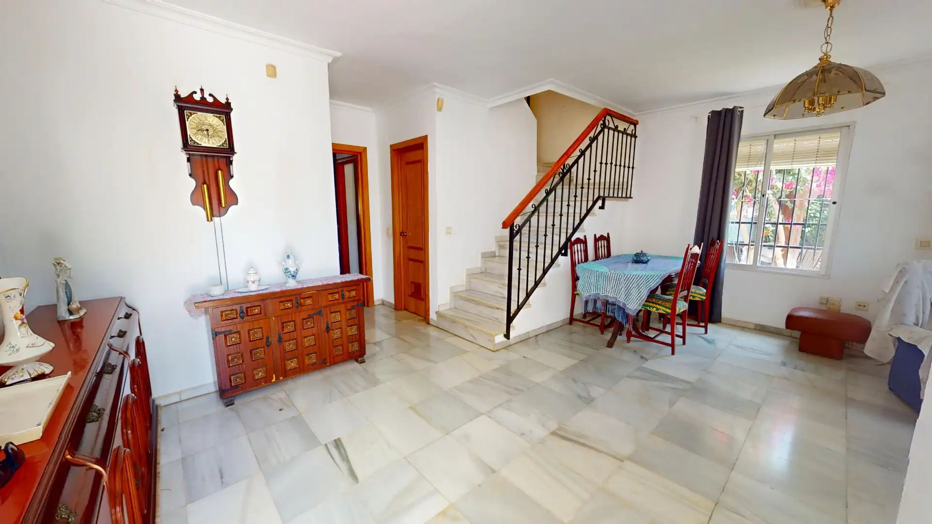 Casa adosada en venda en Málaga amb Jardí privat, Terrassa i Forn