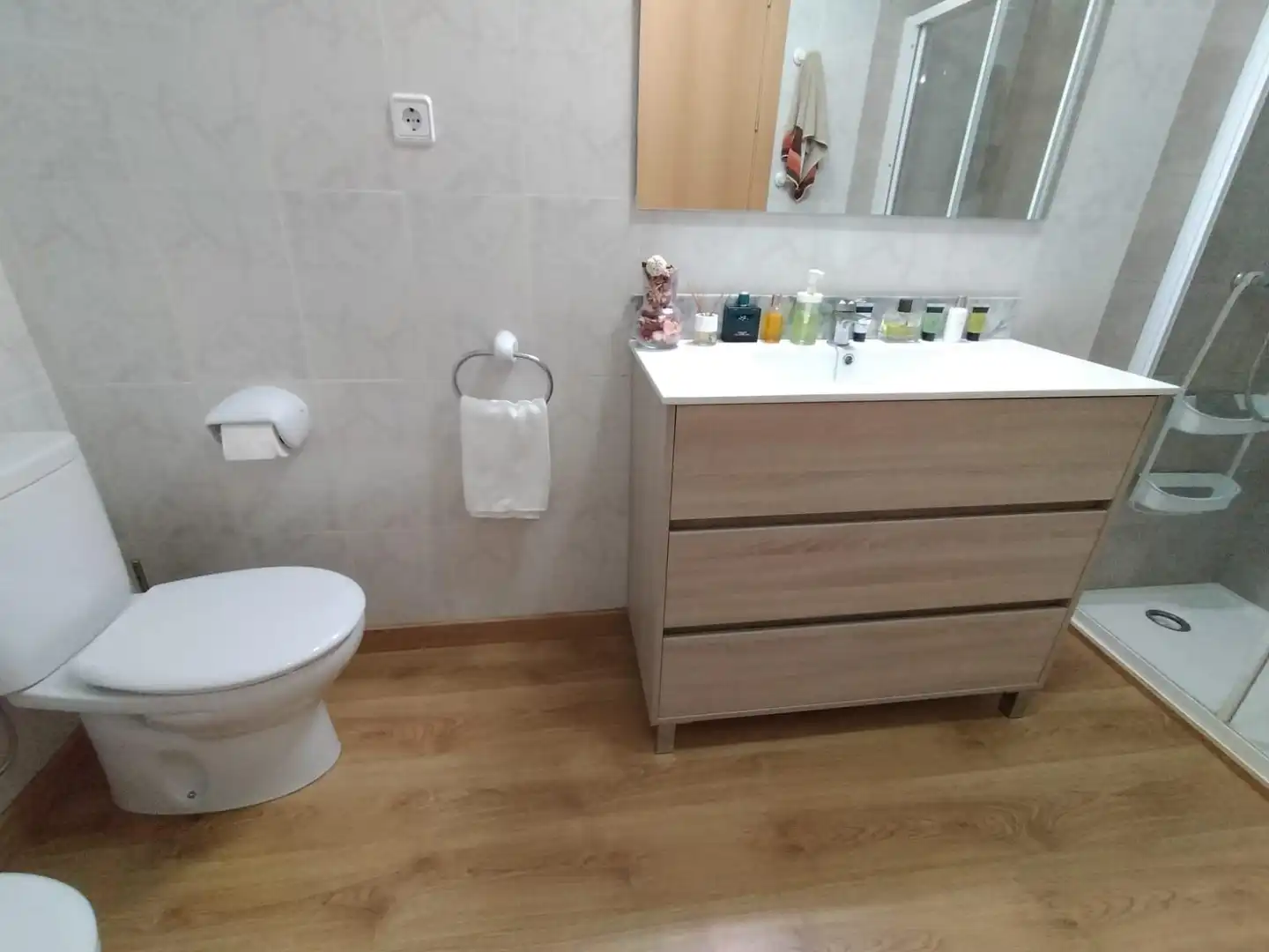 Bathroom of Houses for sale in Pineda de Mar  with Air Conditioner, Heating and Private garden